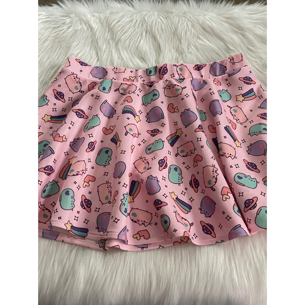 Pusheen Hot Topic Pink Skater Skirt
Junior's XL used